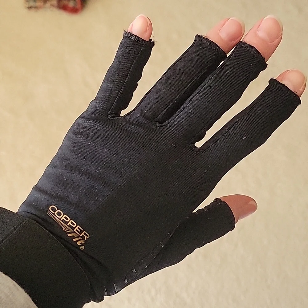Copper Fit NWOT Women's Compression Golf Glove